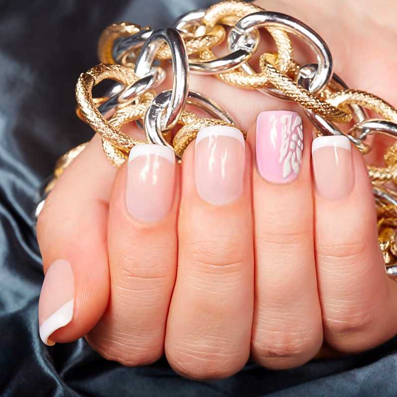 MANICURE